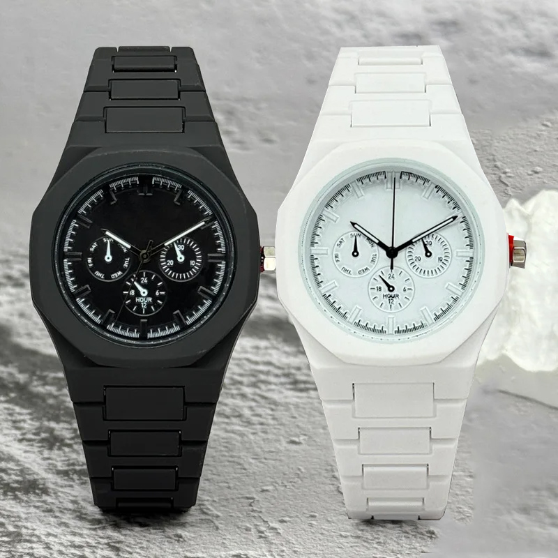 Luxury Watch Mockup - แบรนด์ที่มีชื่อเสียงนาฬิกาข้อมือแฟชั่นผู้หญิงสามตาปลอม นาฬิกาควอตซ์ สายพลาสติก นาฬิกาข้อมือสุภาพสตรี นาฬิกาหรูหรา