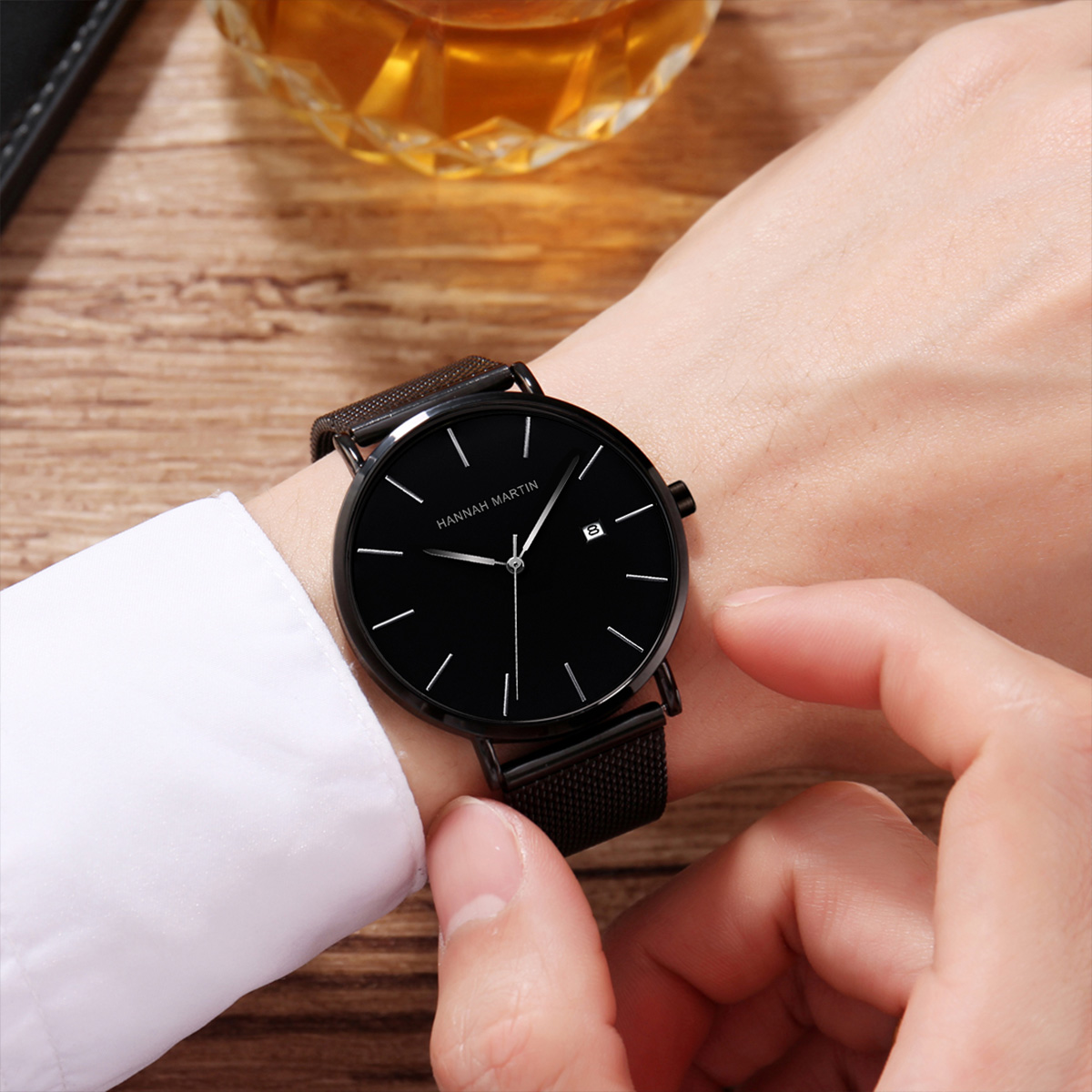 ญี่ปุ่นQuartzปฏิทินการเคลื่อนไ - Luxury Watch Japan Brand บทวิจารณ์และราคา