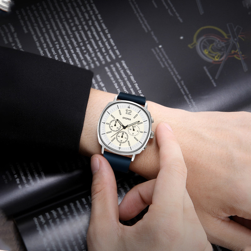 นาฬิกาข้อมือผู้ชายดีไซน์หรูหรา - Luxury Watch Levels บทวิจารณ์และราคา