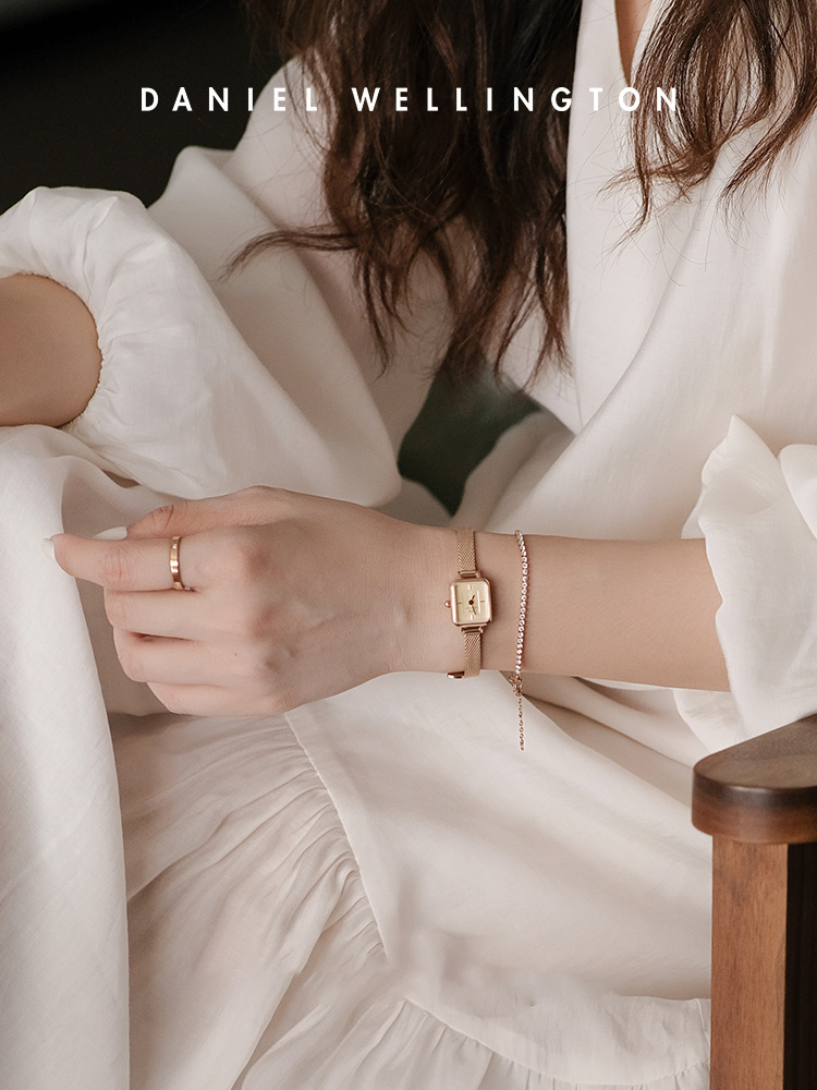 นาฬิกาผู้หญิงแดเนียล เวลลิงตัน - Luxury Watch White บทวิจารณ์และราคา