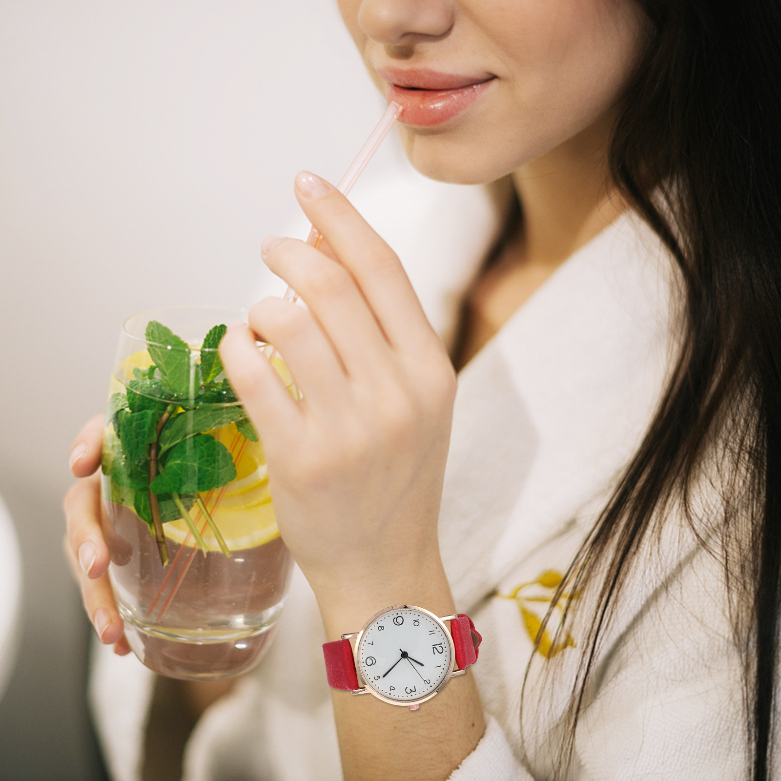 นาฬิกาข้อมือผู้หญิง สายพรีเมีย - Luxury Watch White บทวิจารณ์และราคา