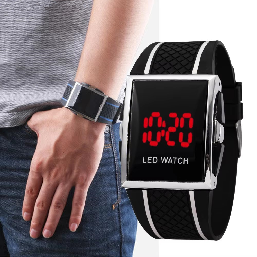 ผู้ชายกีฬานาฬิกาดิจิตอลสีดําสี - Luxury Watch White บทวิจารณ์และราคา