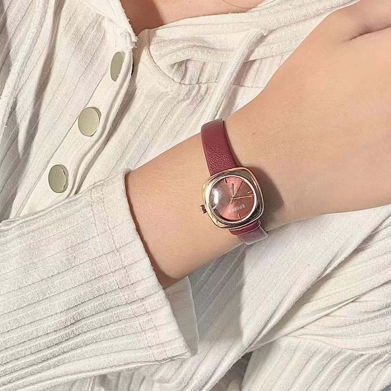 นาฬิกาข้อมือควอตซ์สีเบอร์กันดี - Luxury Watch Levels บทวิจารณ์และราคา